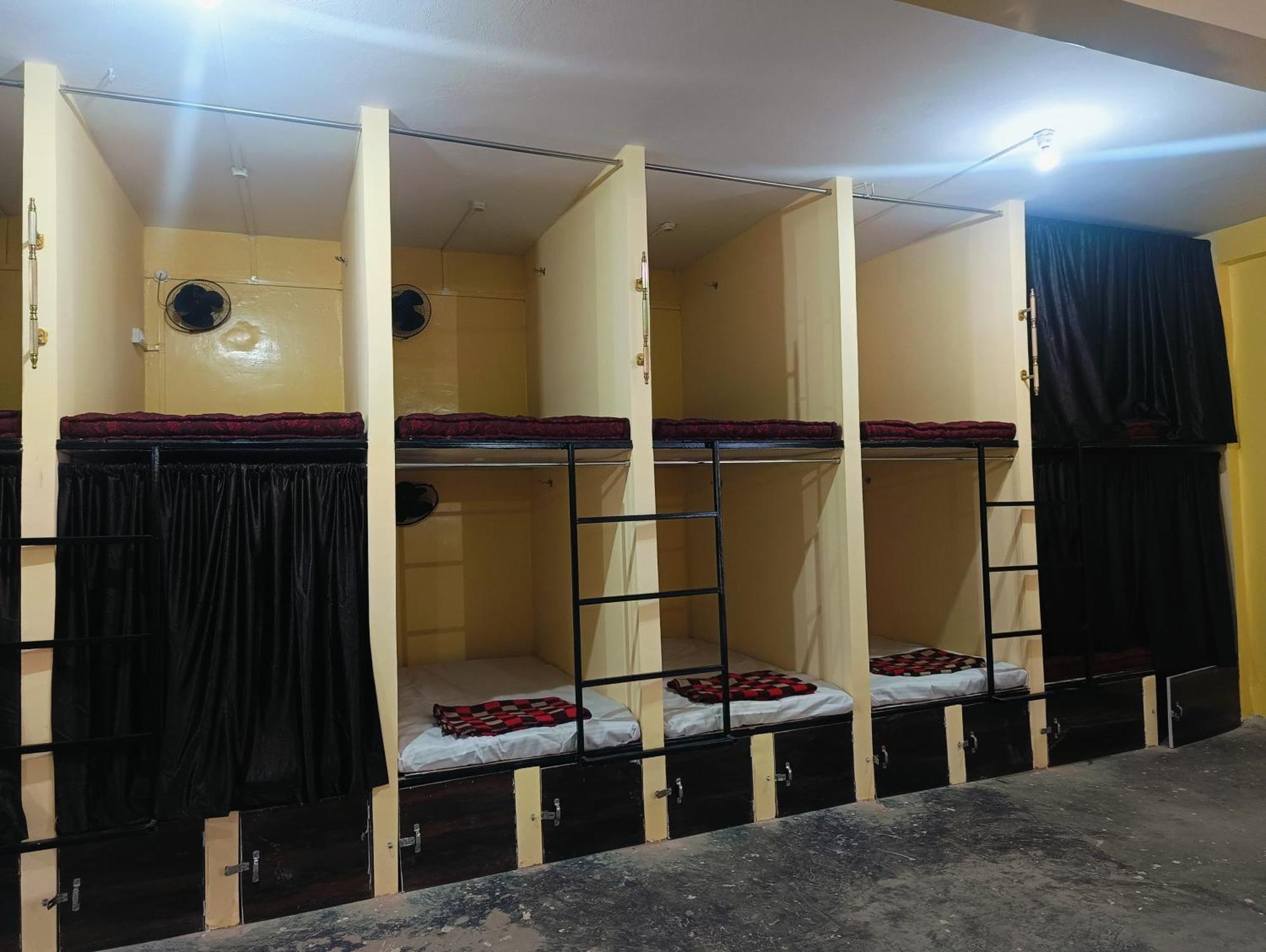 Hotel Sp Grand - Varanasi, Varanasi